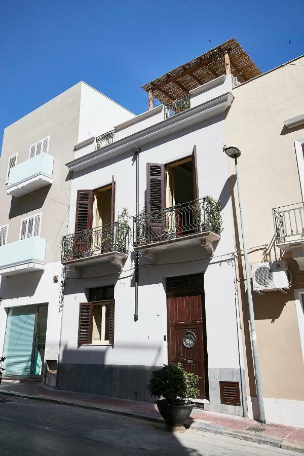 Hotel Dimora La Commare Marsala Exterior foto